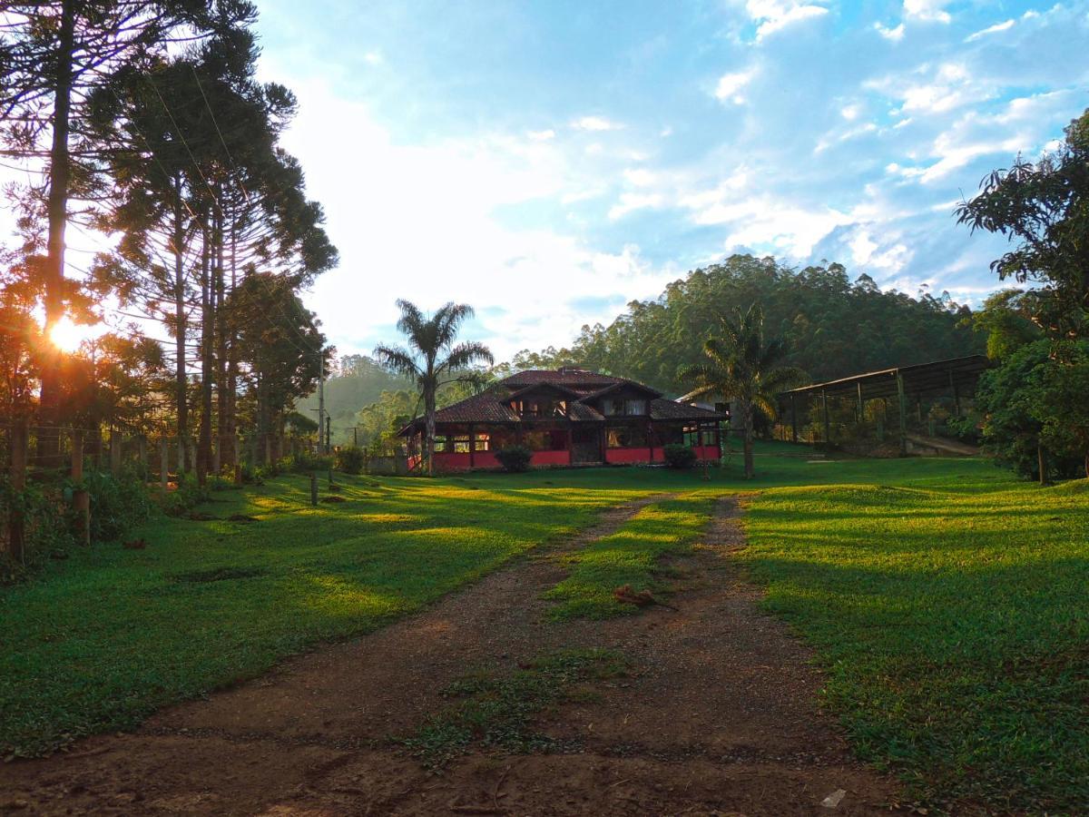 Pousada Vale Da Cachoeira Visconde De Maua Exterior photo